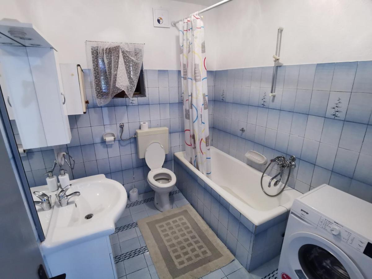 Deedee Apartment Сень Екстер'єр фото